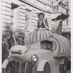 Umzug Fasnachtssonntag: Schneckenprinzessin Gerda Kabusreuther.