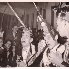 Kehraus mit Verbrennung in der Gebhardshalle. Die Fasnacht wird betrauert.