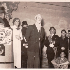 Großer Bunter Abend: Die Nummer "Ba-Wü-Wa" spielte auf das neue Baden-Würtembergische Wappen an. Mit dabei waren: Gustav Kabusreuther, Arno Moser, Werner Mutter, Bruno Ramsperger, Josef Gottmann und Walter Stöß.