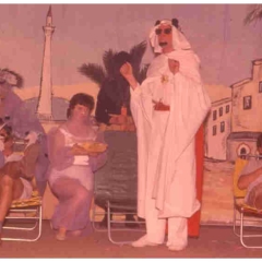 Bunter Abend: Ein Märchen aus 1000 und einer halben Nacht.