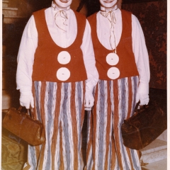 Bunter Abend: Er ist noch gescheiter geworden, unser Meister-Clown Ewald Volz. Hier mit seinem Hilfs-Clown Walter Stöß.