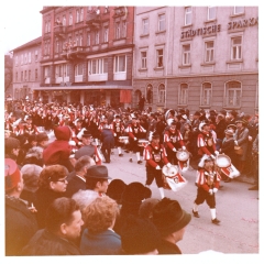 Die Schneckenburg beim Umzug am Fasnachtssonntag.