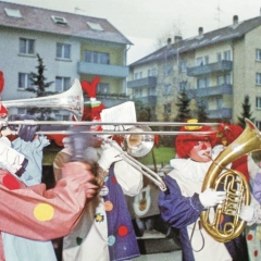 Rosenmontag: Die Clowngruppe bei Familie Nübel.