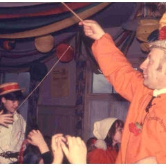 Betriebsleiter Walter Buck beim Kinderball im Ziegelhof.