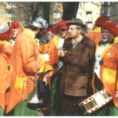 Am Rosenmontag besuchte die Clowngruppe traditionell den Hindenburgblock.