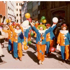 Umzug am Fasnachtssonntag: Das Ballett während dem Umzug.