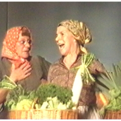 11.11. in der Handwerkskammer: Petershäusler Wochenmarkt mit Elli Bischoff und Helga Matheis.