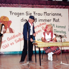 Narrenkonzerte im Konzil: Es wirkten mit: Dieter Stöß (Bild), Ekkehard Moser, Wolfgang Theuerjahr. Begleitung: Norbert Fiedler. Text Uwe Fiedler und Ekkehard Moser.