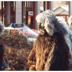 Schmutziger Donnerstag: Der Schneeschreck ist auch dabei.