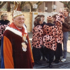 Schmutziger Donnerstag: Präsident und Ballett beim Wecken.