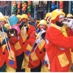 Rosenmontag im Hindenburgblock.