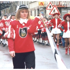 Umzug der Hofpeter in Petershausen: Das Ballet mit Fanfarenzug der Schneckenburg.