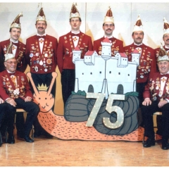 75 Jahre Schneckenburg: Der aktuelle Elferrat mit Elferfrauen der Schneckenburg im Jahre 1996.