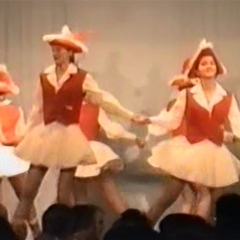 11.11. in der Linde: Die Garde der Schneckenburg unter der Leitung von Karin Ott.