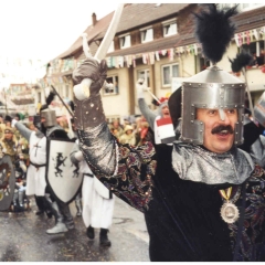 Umzug in Wollmatingen: Die Schneckenburg geht komplett als Ritter.