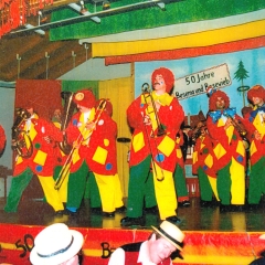 Die Clowngruppe unter der Leitung von Gerd Zachenbacher beim 50-jährigen Jubiläum von den Besemana und Besewieber aus Allmannsdorf.