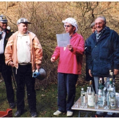 Narrenbaumholen in Hegne: Die Präsidenten Martin Kininger und Alex Volz bei der Eröffnung.