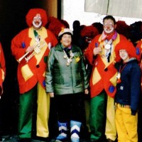 Rosenmontag: Die Clowngruppe im Hindenburgbock.