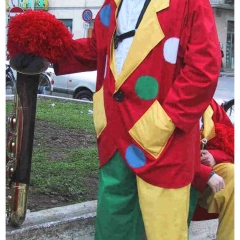 Clowngruppe beim Carneval in Viareggio: Bald konnte es los gehen.