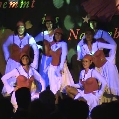 11.11. in der Linde: "Libertine" mit der Tanzgruppe "Just for Fun" unter der Leitung von Ute Hofmeier.
