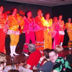 11.11. in der Linde: "Just For ABBA" mit der Tanzgruppe "Just for Fun" unter der Leitung von Ute Hofmeier. Es tanzten mit: Christine Degen, Corina Götz, Manuela Held, Marion Lohrer, Sonja Lohrer, Anja Martini, Michaela Schuster und Tanja Traber.