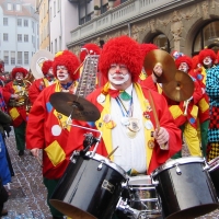 Umzug Fasnachtssonntag: Die Clowngruppe beim Umzug.