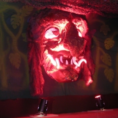 15 Jahre Schneeschreck: Besondere Aufmerksamkeit errang die riesige Schneeschreck-Maske.