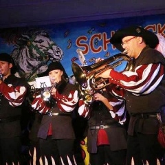 11.11. in der Linde: Der Fanfarenzug unter der Leitung von Alexander Urban eröffnete den 2. Teil des Programms.