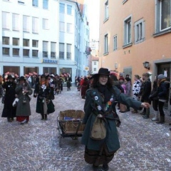 Umzug am Fasnachtssonntag in der Stadt: Als nächstes kam der Räuber.