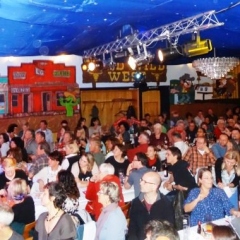 11.11. in der Linde: Das Publikum im Saal war vom Abend begeistert.