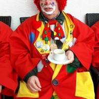 Rosenmontag mit der Clowngruppe: Am Nachmittag gab es einen längeren Besuch in der Rosenau.