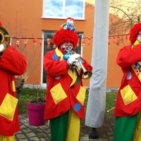 Rosenmontag mit der Clowngruppe: Darauf folgte der Besuch des Don Bosco Hauses.