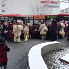 Schmutziger Donnerstag: Danach ging es wieder mit dem Bus weiter.