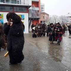 Schmutziger Donnerstag: Die Schneckenburg befreite die Gebhardsschule.