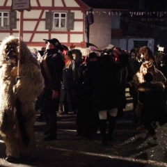 Nachtumzug in Eigeltingen: Schneeschreck und Räuber waren vor Ort.