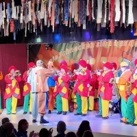 11.11. in der Walddorfschule: Die Clowngruppe der Schneckenburg