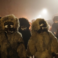 Schmutziger Donnerstag: Schneeschreck beim Wecken.
