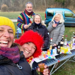 Narrenbaum holen Hegne: Auf dem Heimweg gab es jede Menge Pausen.