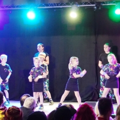 Bunter Abend der Schneckenburg. Das Jugend und Kinderballett unter der Leitung von Isabel Trempa und Vanessa Bockmaier.