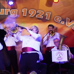 Bunter Abend der Schneckenburg. Thorsten Saile beim Klarinettensolo.