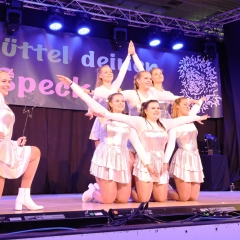 Ballett-Treffen Schneeschreck: Die Schorlys der Schneckenburg bei Ihrem Tanz.