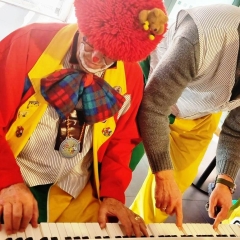 Rosenmontag mit der Clowngruppe:  Besuch im Pflegeheim  Don Bosco.