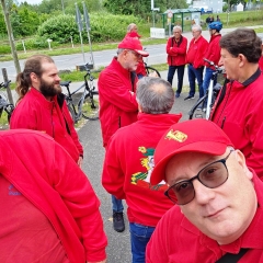 Vatertag der Clowngruppe: Treffpunkt zur Fahrt auf die Reichenau.