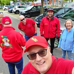 Vatertag der Clowngruppe:  Treffpunkt zur Fahrt auf die Reichenau.