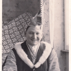 Besondere Ehre erwarb sich der damalige Betriebsleiter Willi Gottmann, der auch den Jungelferrat schuf. Ein Bild von 1937.