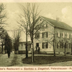 Der Ziegelhof aus dem Jahre 1917. Von den Schneckenbürglern liebevoll "Dachplattenhof" genannt.
