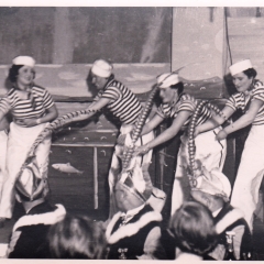 Bunter Abend 1938: Das Matrosenballett auf großer Fahrt.